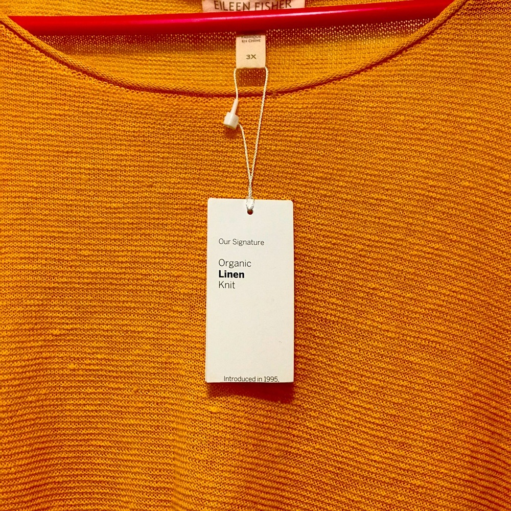 Eileen Fisher knitted brand new tunic.